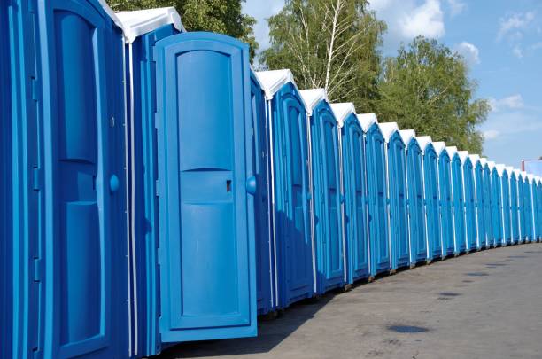Porta potty delivery and setup in Dalton, OH